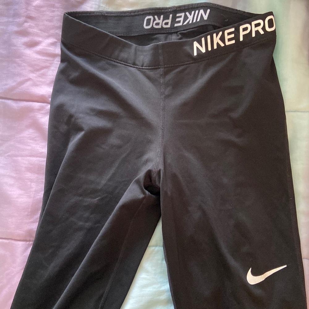 Nike Pro leggings